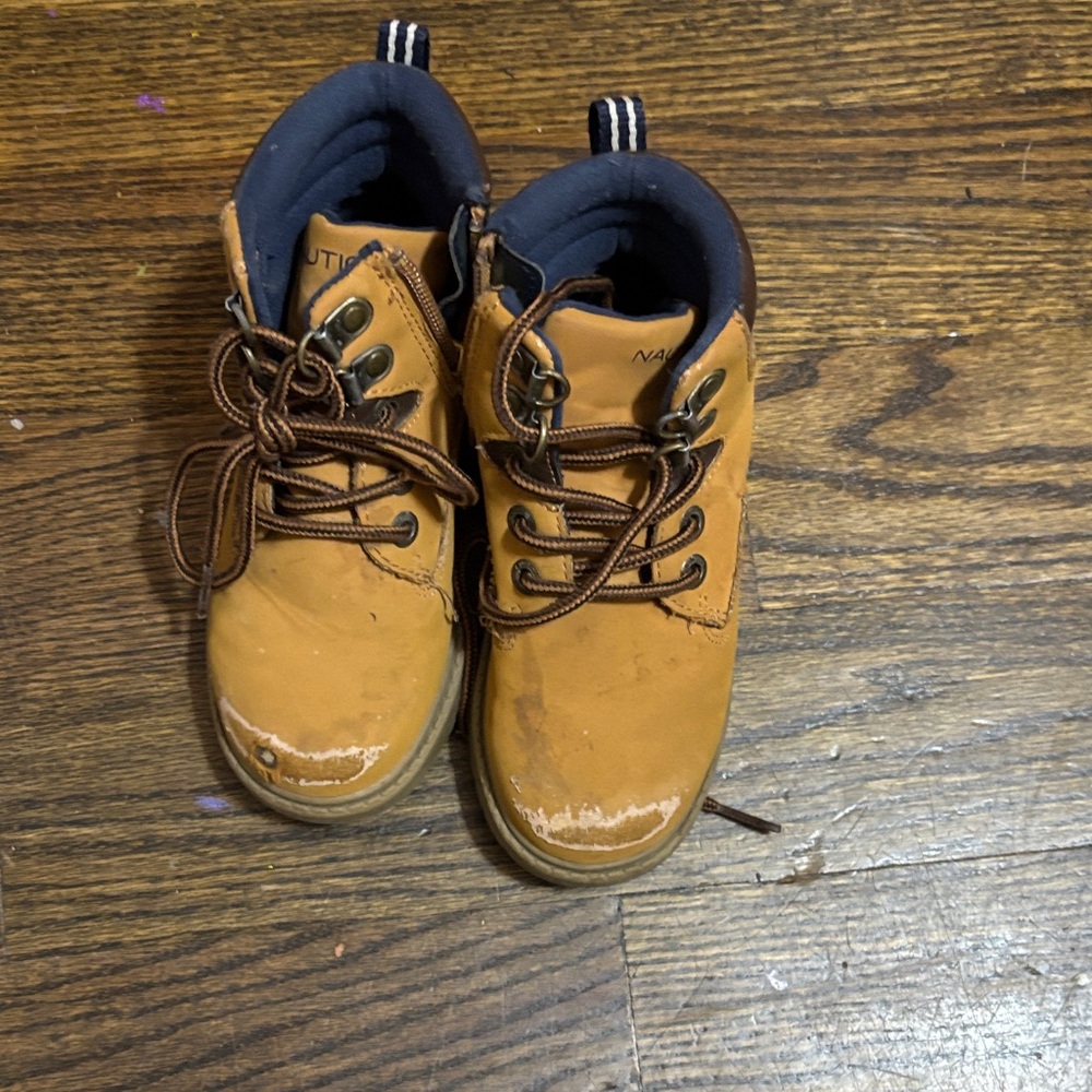 Nautica Kids Brown Lace-Up Boots